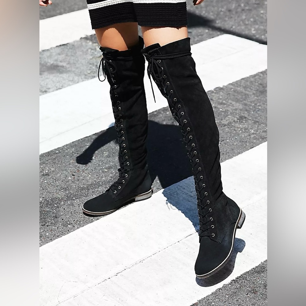 Free people suede Tennessee boots size 39